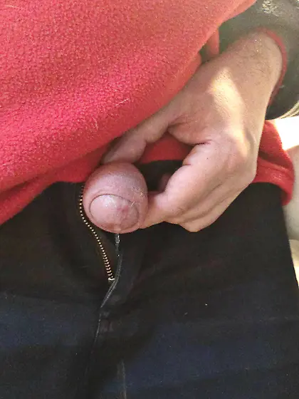 no hay ni un solo hombe que no me haya penetrado r