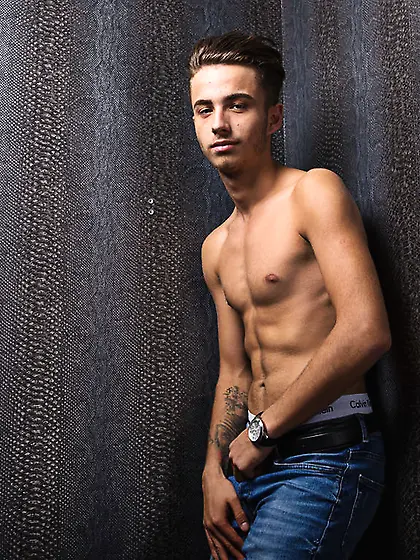 White young gay ronnyaustin