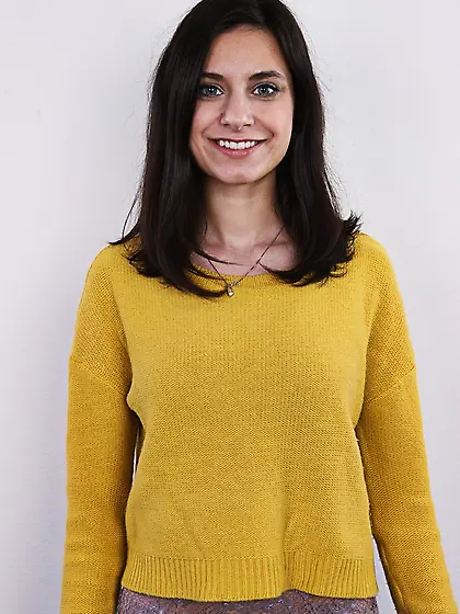 Young sexy chick shape