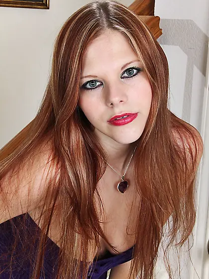 Amateur young masturbation