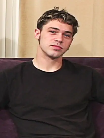 Robust men enjoy pipe