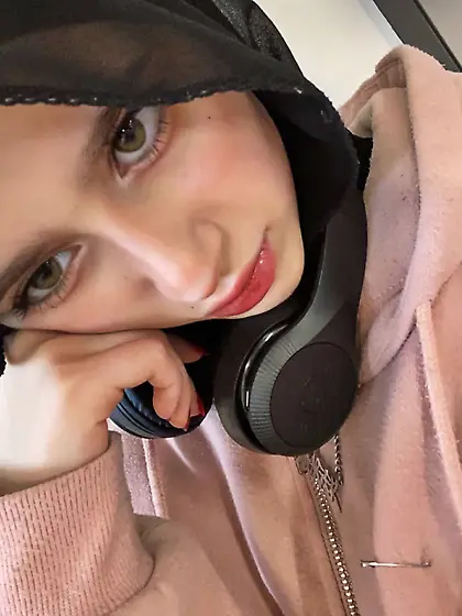 مريم القحبه السوريه