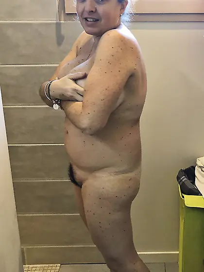 Big tits Milf Exposed