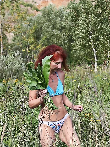 Woman and horseradish