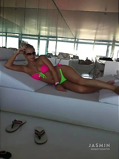 Italian webcam striptease