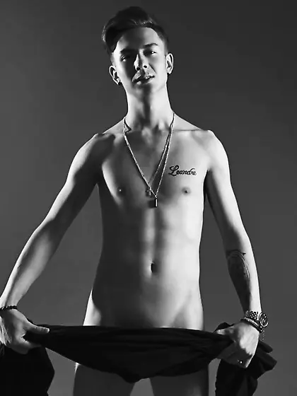 White young gay rickyru