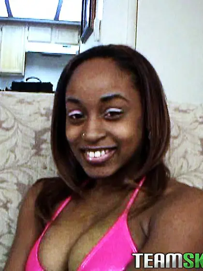 Busty black Entice Candy ready to show her masturbating skills i