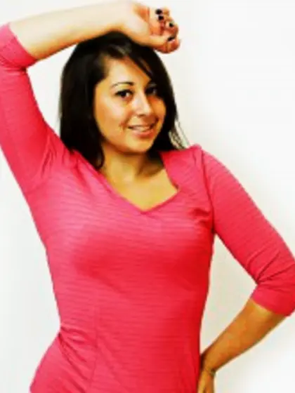 Brunette Teen Jessica.