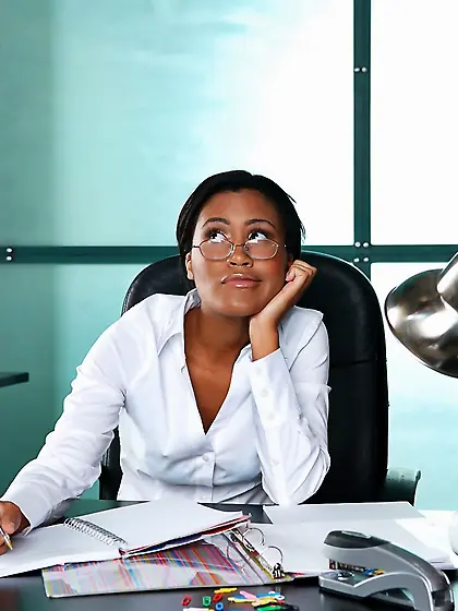 Beautiful black chick Ryaan Reynolds strips in the office and pl