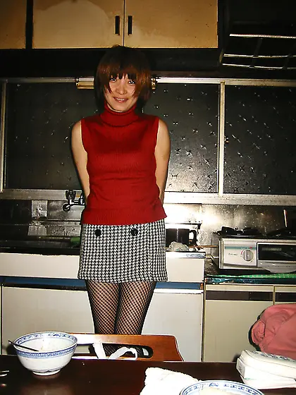 Japanese wife exposed by husband 2003-4