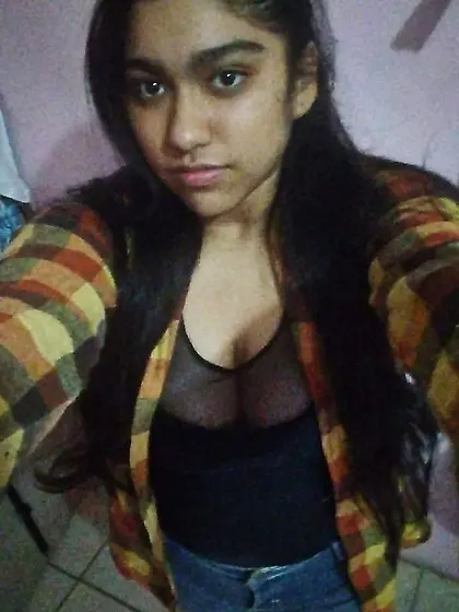 Mexicana con grandes tetas