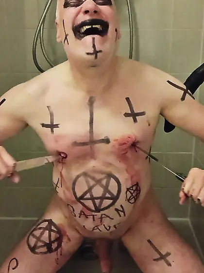 Satan Slave Cuts Open His Own Nipples