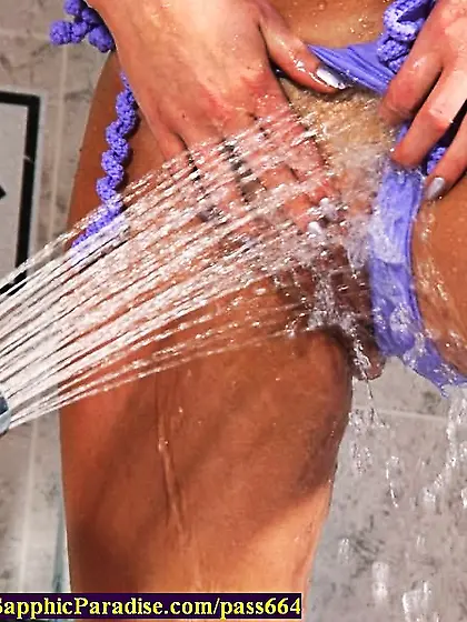 Sapphic Erotica glorious lesbian girls