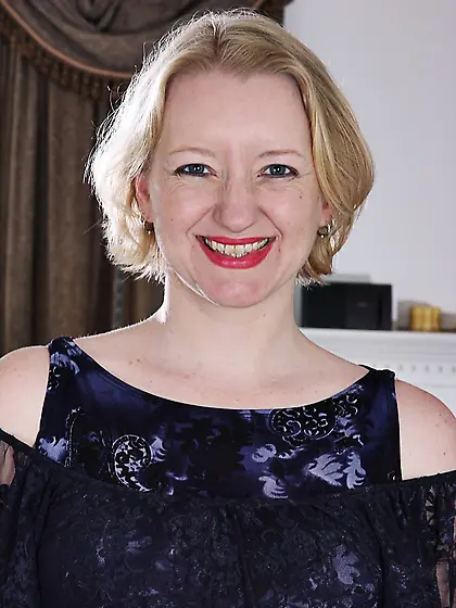 Beautiful blonde Anya Volcov is stripping off and showing her wo