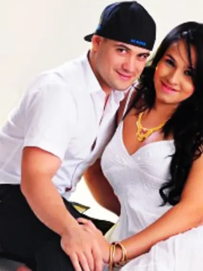 Redhead xilur brunette hellgirl