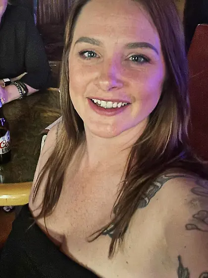 Realtor Erin shows off porn star body for GGW