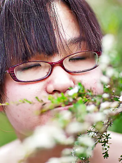 Natural hairy asian pussy