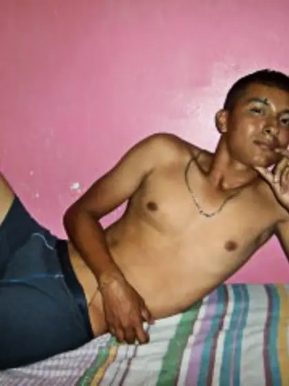 Brunette Ferny Dancing.