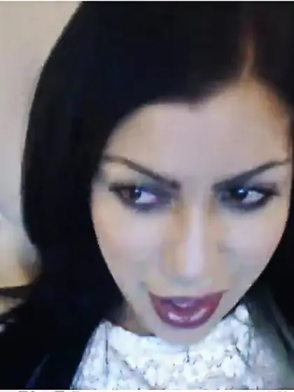 Wild brunette honeys plays