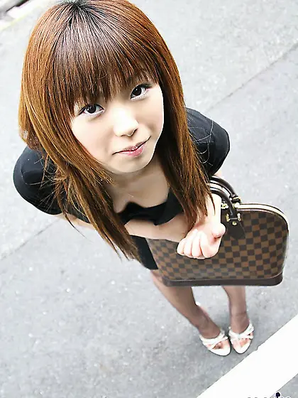 Hottest panty girl Nami Idols is showing ass and the natural nak