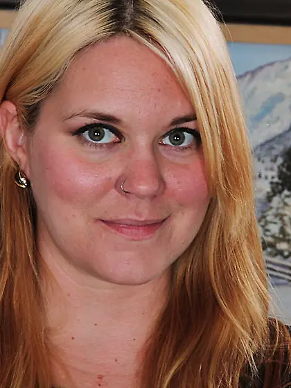 American beautiful hot mature mom