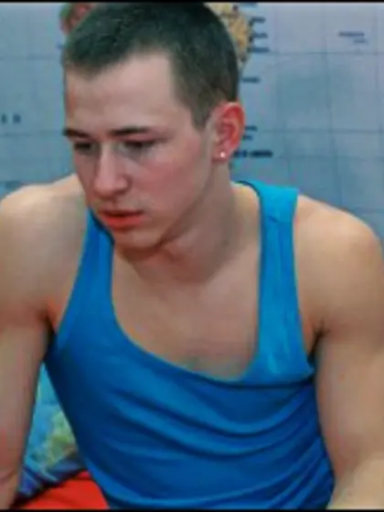 Brunette jorgxxx10 perform close