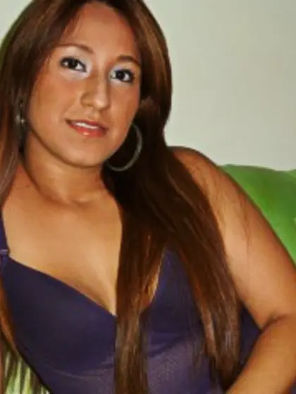 Brunette gianellafantasy perform anal