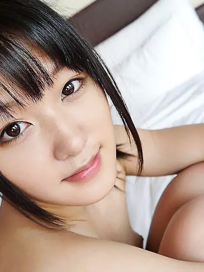 NANA USAMI（宇佐美　なな）