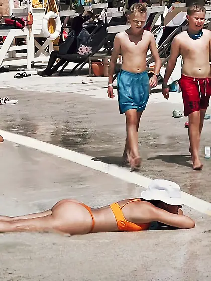 Timmy, Tour Aunts Butt is Giving Me a Huge Boner