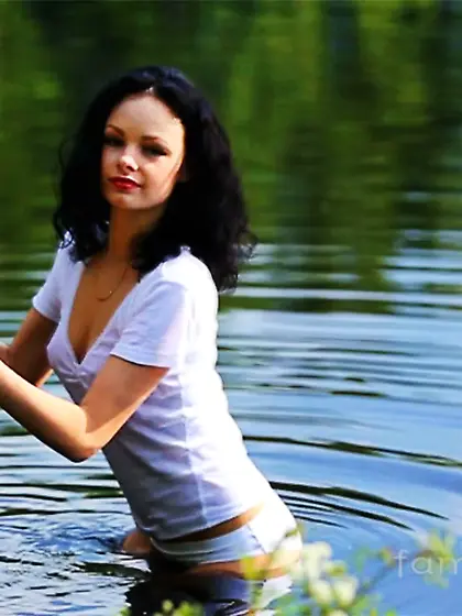 Hot teen chicks love exposing their fresh...