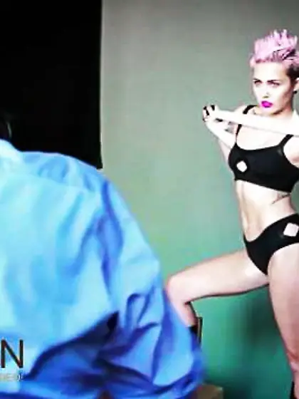 Miley Cyrus super Cool