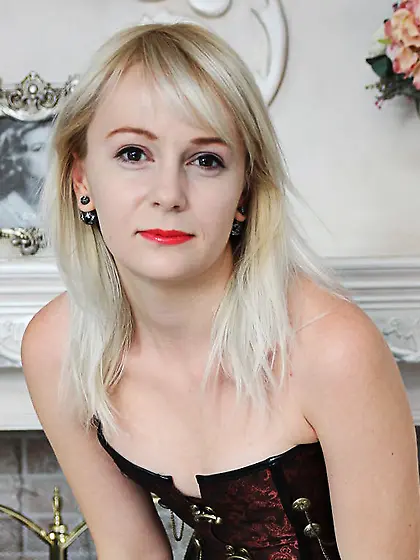 Girl short hair nice