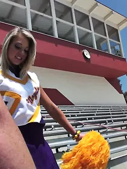 Blonde cheerleader amazing body