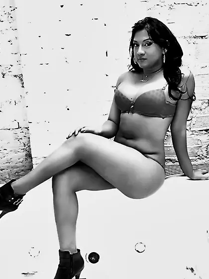 Latin transgender AndreaxBigcock