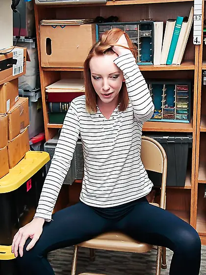 Scared slut shoplifts and has sex with the...