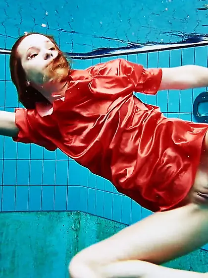 Avenna Pt. 2 UnderWaterShow