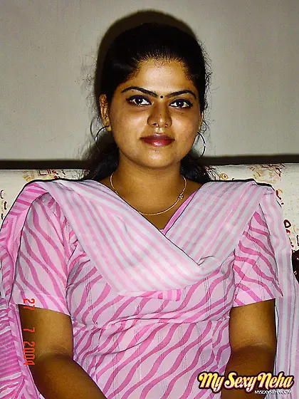 Neha clothes bedroom fucked