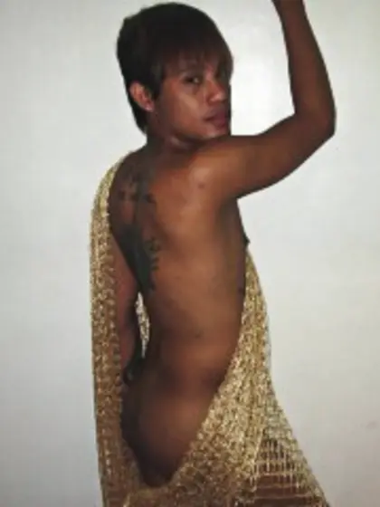 Brunette chris perform anal