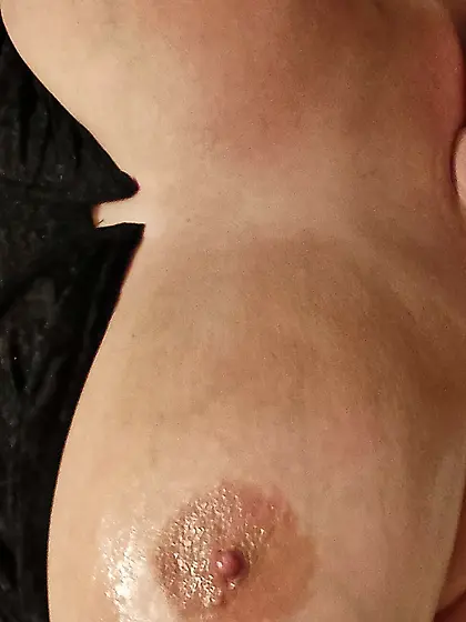 Big Busty amateur front and side view tits