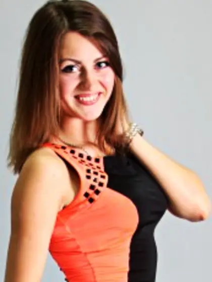 Brunette Teen Vikky95 Dancing.