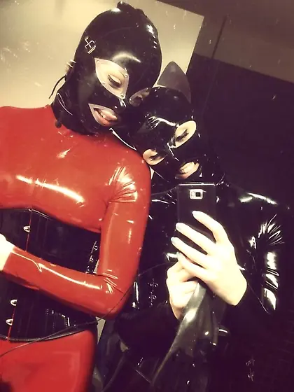 Real latex teens mirror selfie