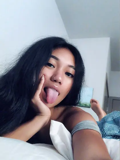 Tahiti Oliver (Pussephone)