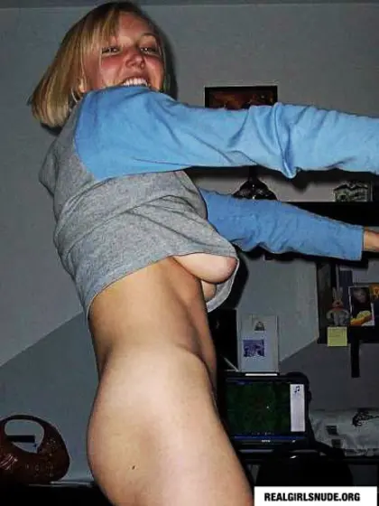 Nip Slips,  Downblouse,  & Sideboob