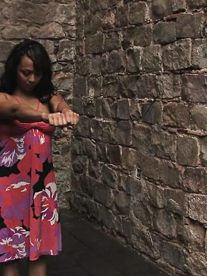 Tart tied lamppost completely