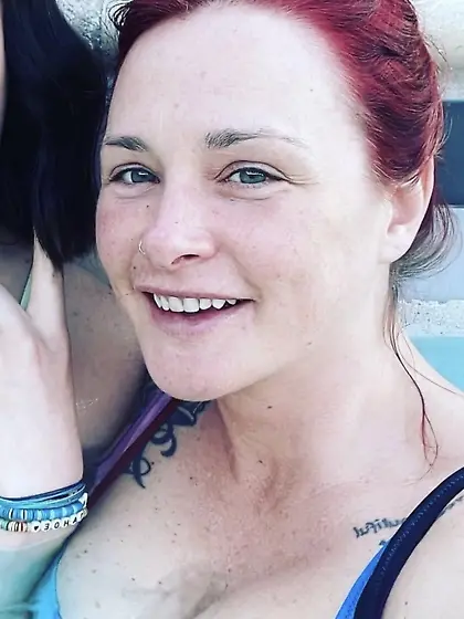 Realtor Erin shows off porn star body for GGW