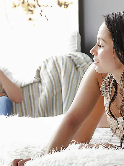 Dazzling teen model doesn't know that she will be analyzed by ph