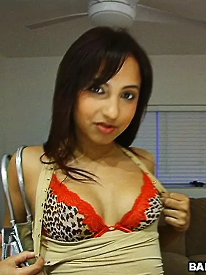 These 2 minorities are so damn hot!!