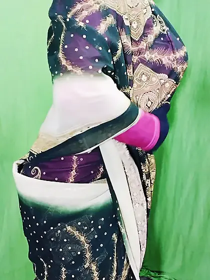 Beautiful Muslim girl saree sexy Indian