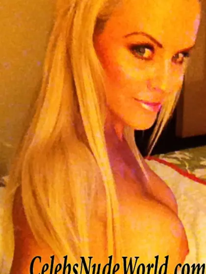 Naked pics of Jenny Mccarthy