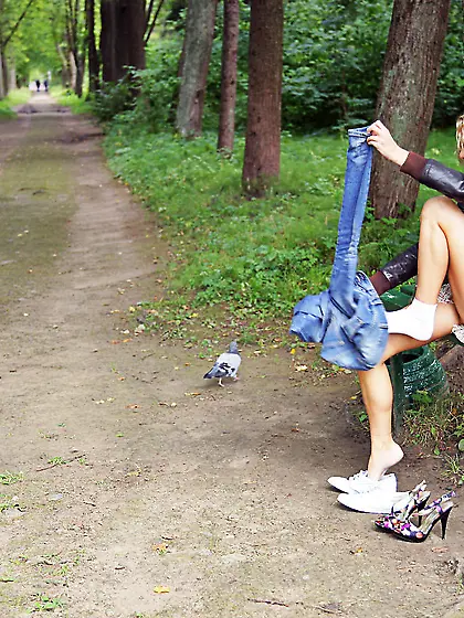 Absolutely gorgeous young honey showing her marvelous curves and